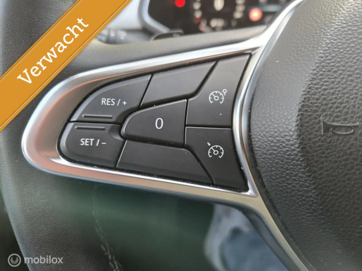 1.3 TCe 140 Intens Mild Hybrid Automaat