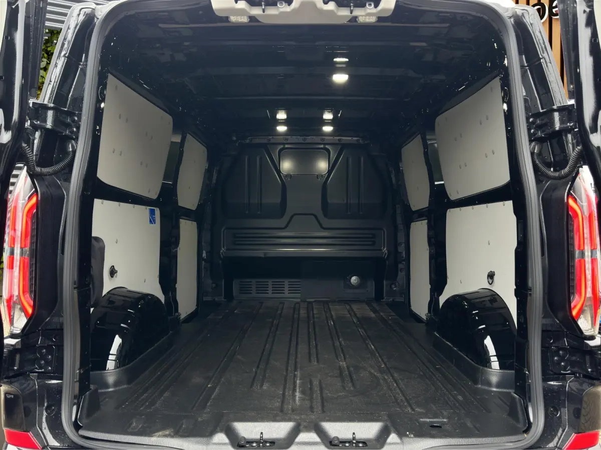340 L2H1 Sport 71 kWh 218PK 2 x Schuifdeur | 360gr Camera | 19" Velgen | BLIS