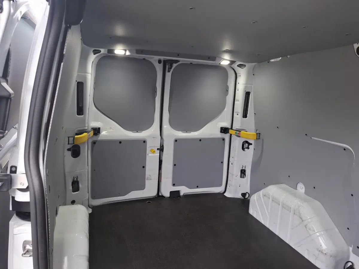 280 2.0 TDCI L2H1 Trend AIRCO / CRUISE CONTROLE / 3 ZITS / AUTOMAAT / EURO 6