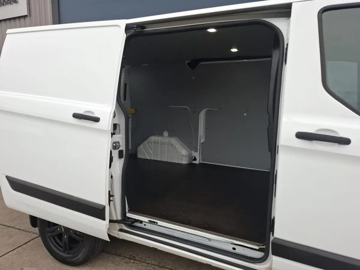 280 2.0 TDCI L2H1 Trend AIRCO / CRUISE CONTROLE / 3 ZITS / AUTOMAAT / EURO 6