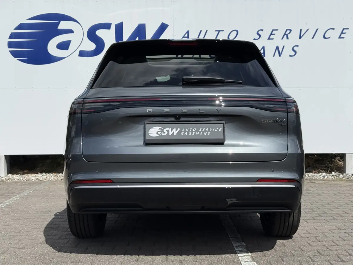 1.5 Max+ PHEV | Long Range | 8 jaar garantie | Geely Specialist | Pano