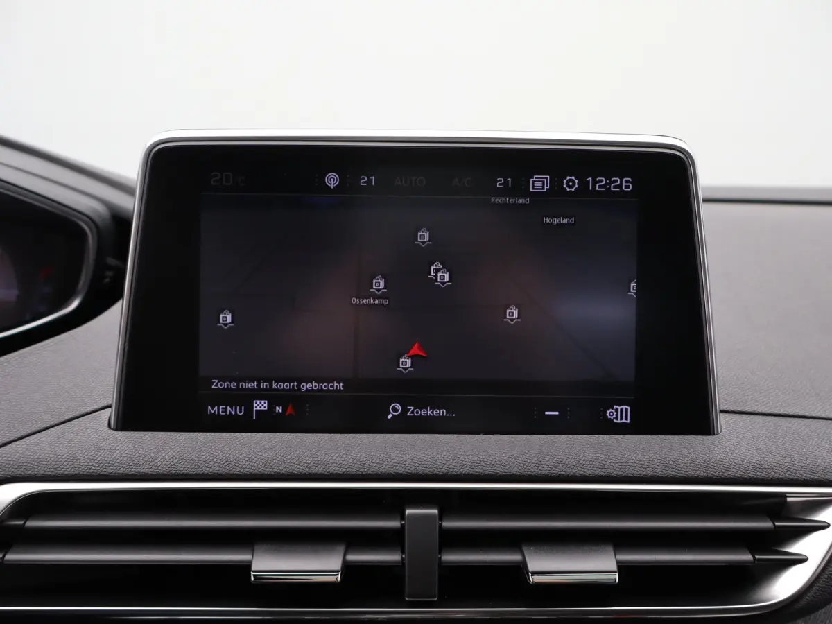1.2 PureTech GT Line Avantage | Automaat | Carplay | Trekhaak | Adaptieve cruise | Keyless | Clima | Navi | Pano dak |