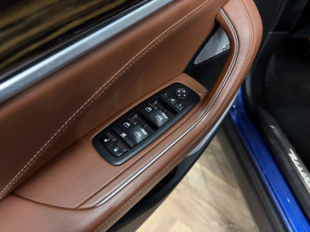 3.0 V6 D AWD|AUTOMAAT|NAVI|CARPLAY|MEMORY|INRUIL MOGELIJK|