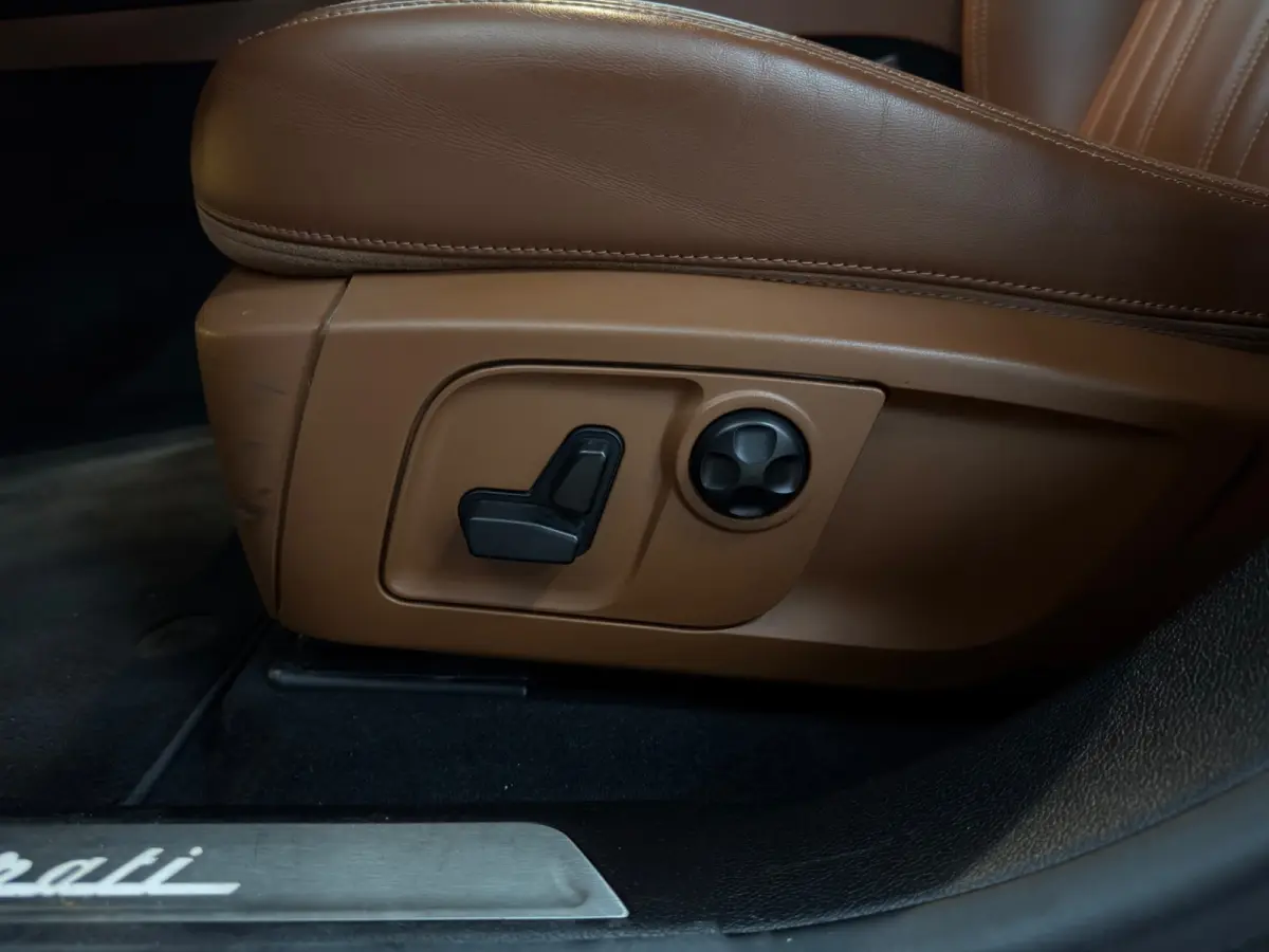 3.0 V6 D AWD|AUTOMAAT|NAVI|CARPLAY|MEMORY|INRUIL MOGELIJK|
