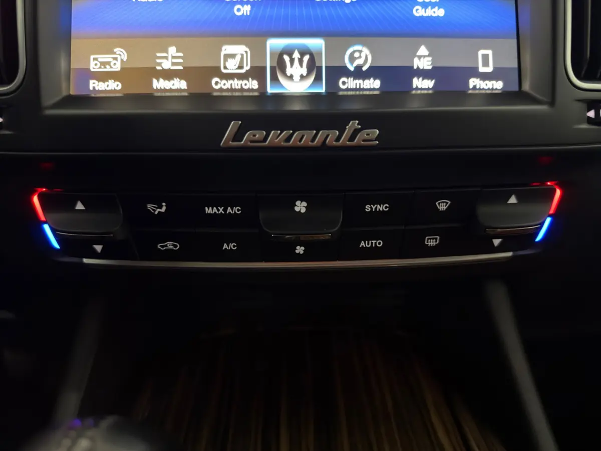 3.0 V6 D AWD|AUTOMAAT|NAVI|CARPLAY|MEMORY|INRUIL MOGELIJK|