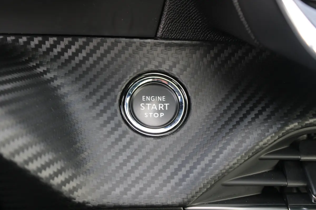 EV GT Pack 50 kWh | Fase 3 laden | SOH 89,5% | Panoramadak | Navigatie | Camera | Stoelverwarming | NL auto | 1e Eigenaar |