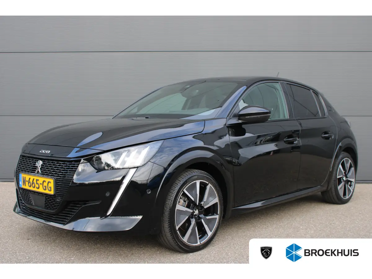 EV GT Pack 50 kWh | Fase 3 laden | SOH 89,5% | Panoramadak | Navigatie | Camera | Stoelverwarming | NL auto | 1e Eigenaar |