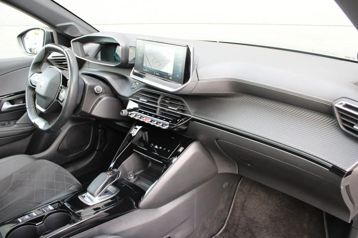 EV GT Pack 50 kWh | Fase 3 laden | SOH 89,5% | Panoramadak | Navigatie | Camera | Stoelverwarming | NL auto | 1e Eigenaar |