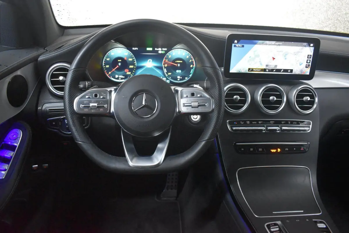 300e 4MATIC AMG 320pk | GLC63 AMG | MEMORY | DISTRONIC | SCHUIFDAK