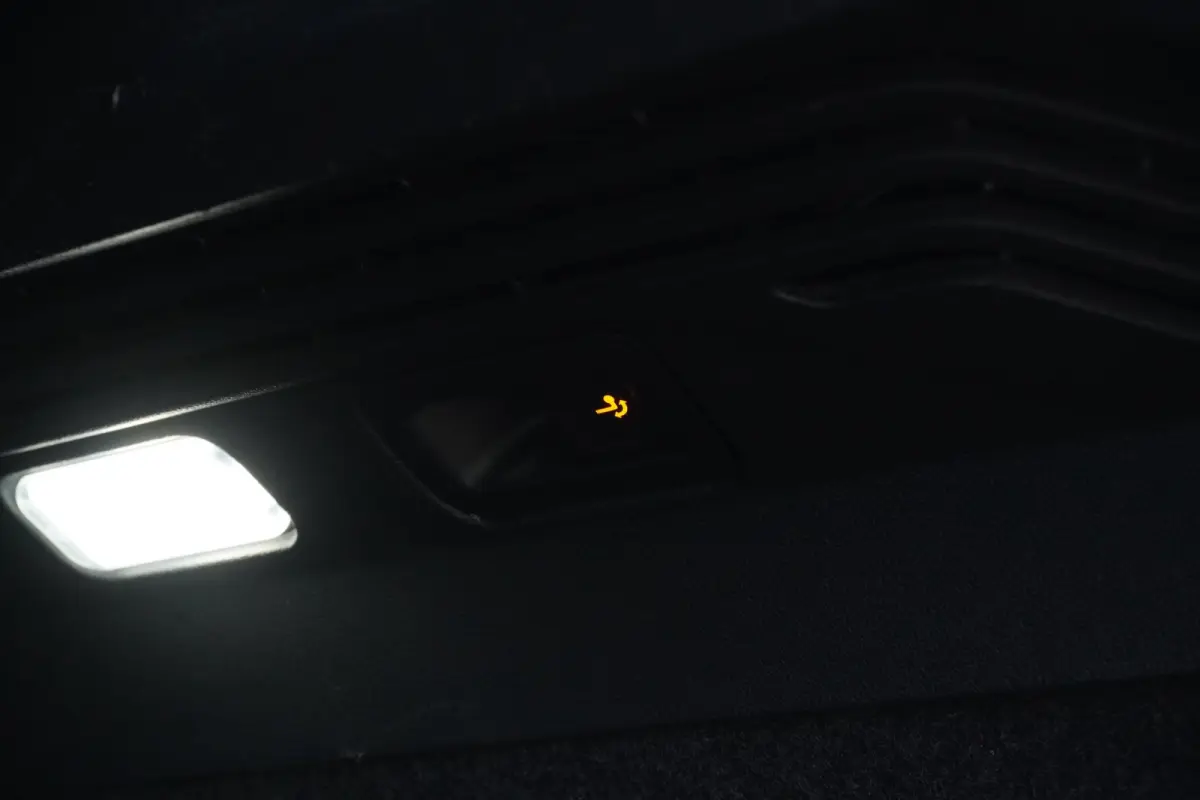 Pro 77 kWh 93% SOH / LED / Elek.Trekhaak / Camera / ACC / 1EIG / ORIG.NL / KeyLess / Stoelverw. / = 30-12-2021 !!
