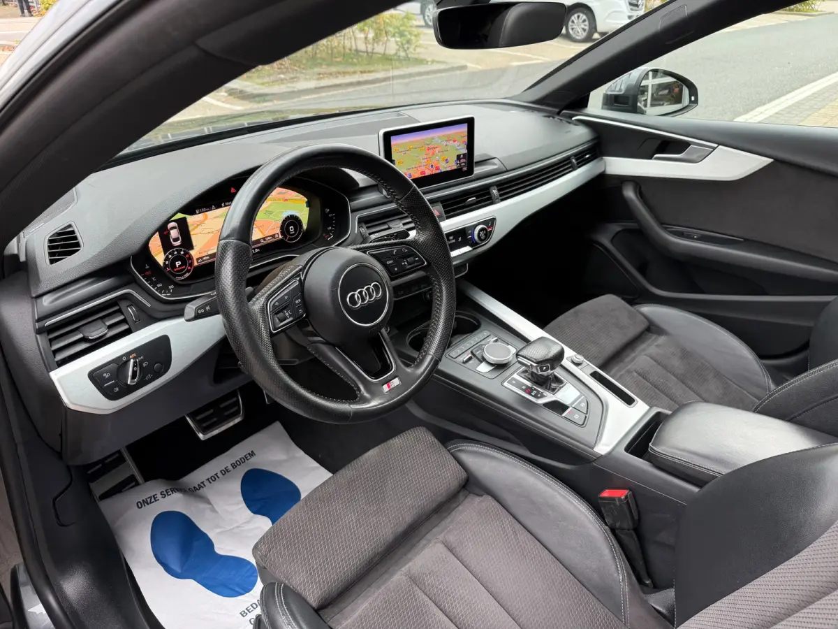 2.0 TFSI S-Line LMV19/LEER/NAVI/VIRTU/PANO