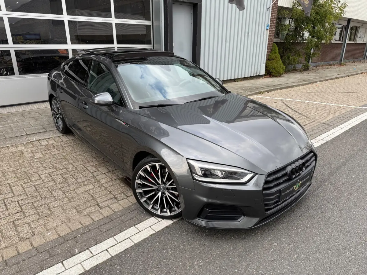 2.0 TFSI S-Line LMV19/LEER/NAVI/VIRTU/PANO