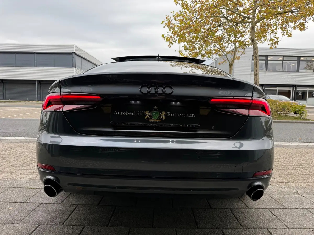 2.0 TFSI S-Line LMV19/LEER/NAVI/VIRTU/PANO