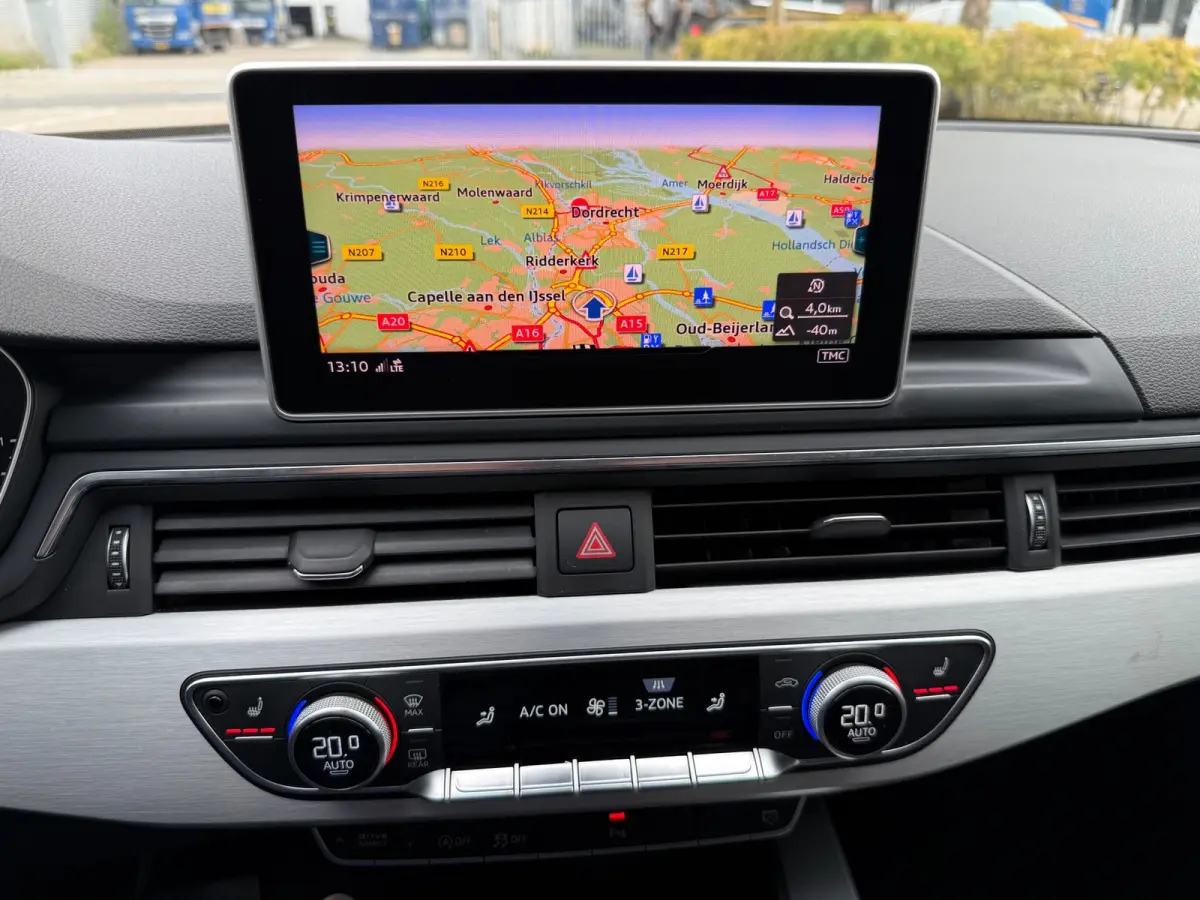 2.0 TFSI S-Line LMV19/LEER/NAVI/VIRTU/PANO