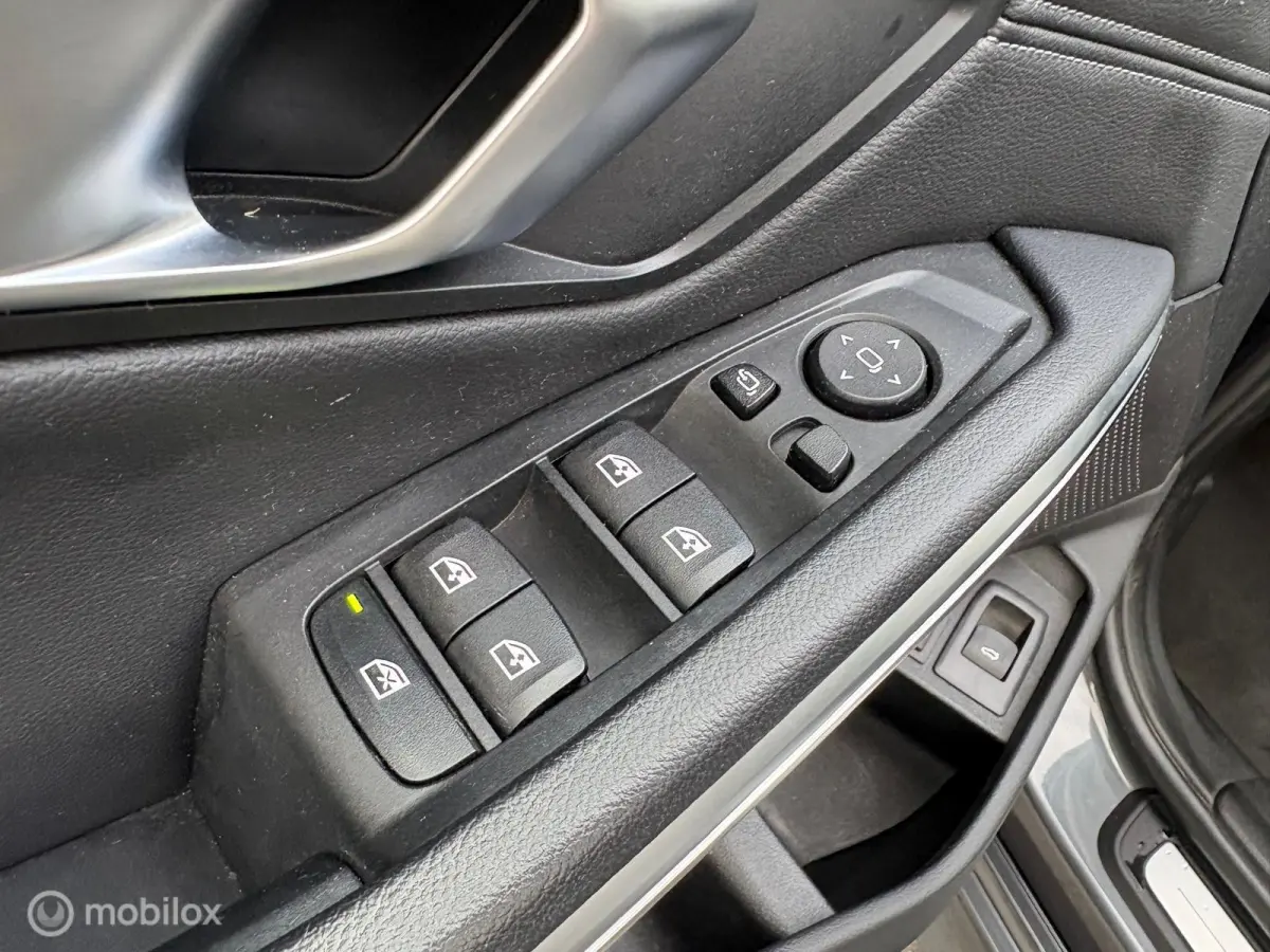 320e High Executive|PANO|TREKH|PHEV|ADAP