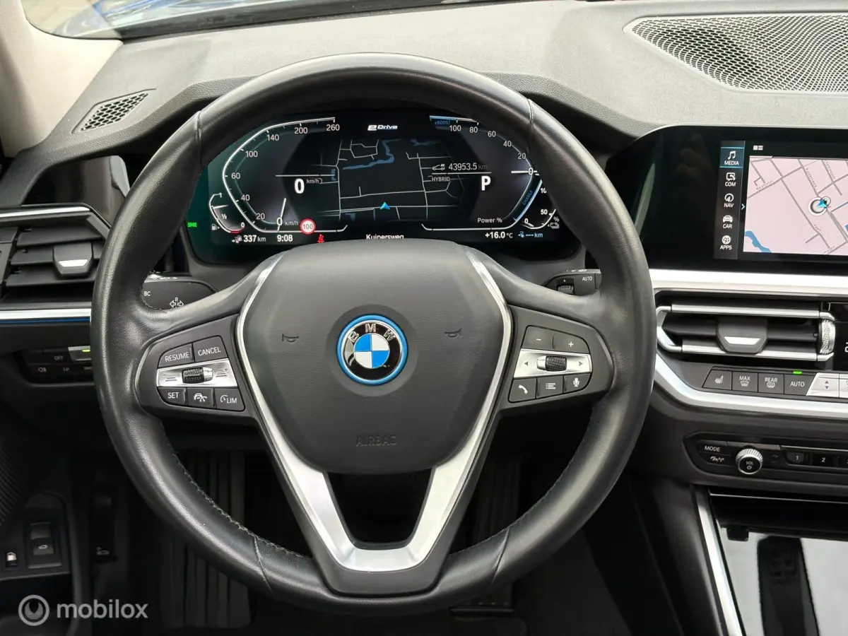 320e High Executive|PANO|TREKH|PHEV|ADAP