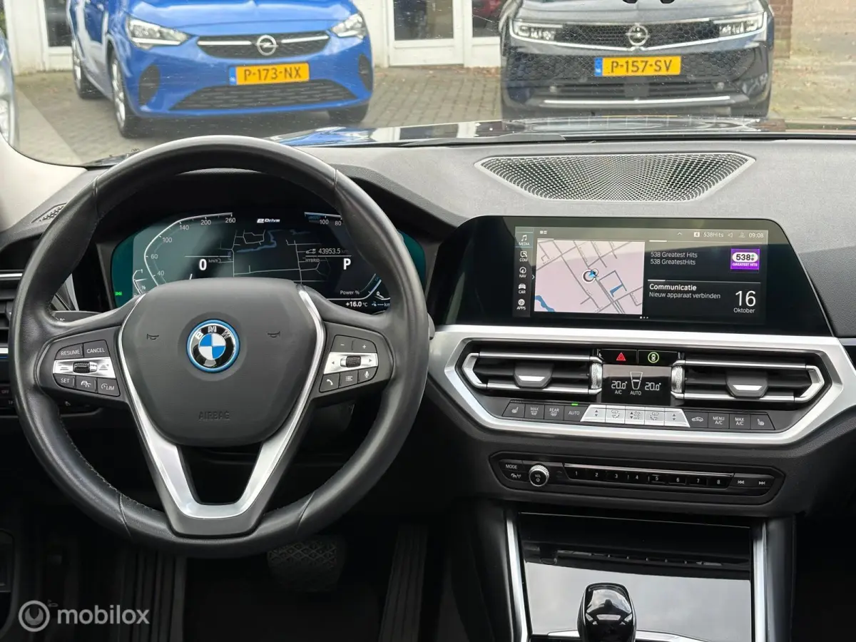 320e High Executive|PANO|TREKH|PHEV|ADAP
