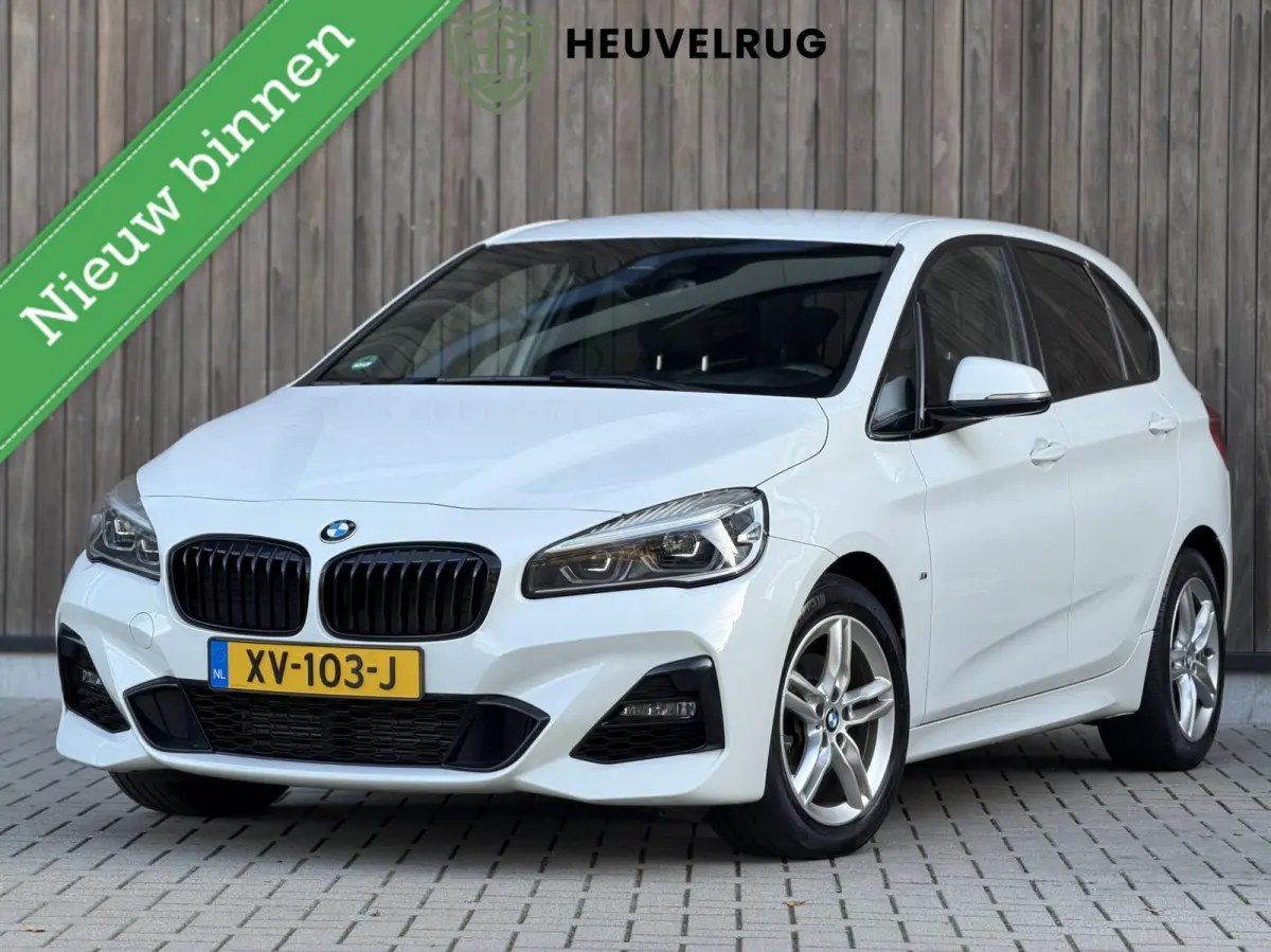 218i High Executive Edition | M-SPORT | H&K | HEAD-UP | NL-AUTO | FACELIFT