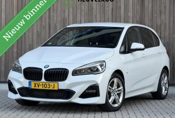 218i High Executive Edition | M-SPORT | H&K | HEAD-UP | NL-AUTO | FACELIFT