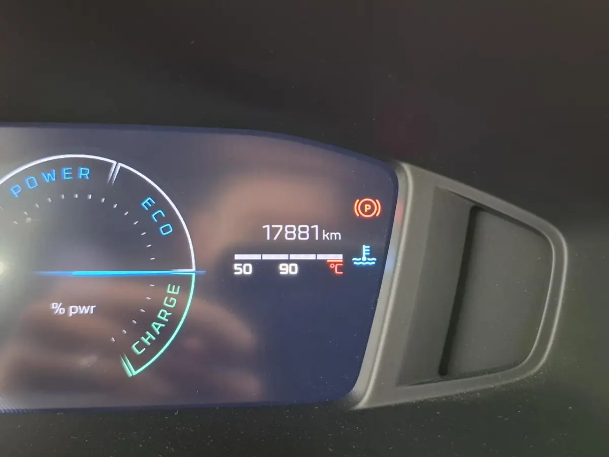 1.2 Hybrid 110 e-DCS6 Allure Tot 8 Jaar Garantie | Carplay | Camera 360* Graden | Navigatie | Adaptieve Cruise Control | Dodehoekbewaking | PDC V+A | Origineel NL!