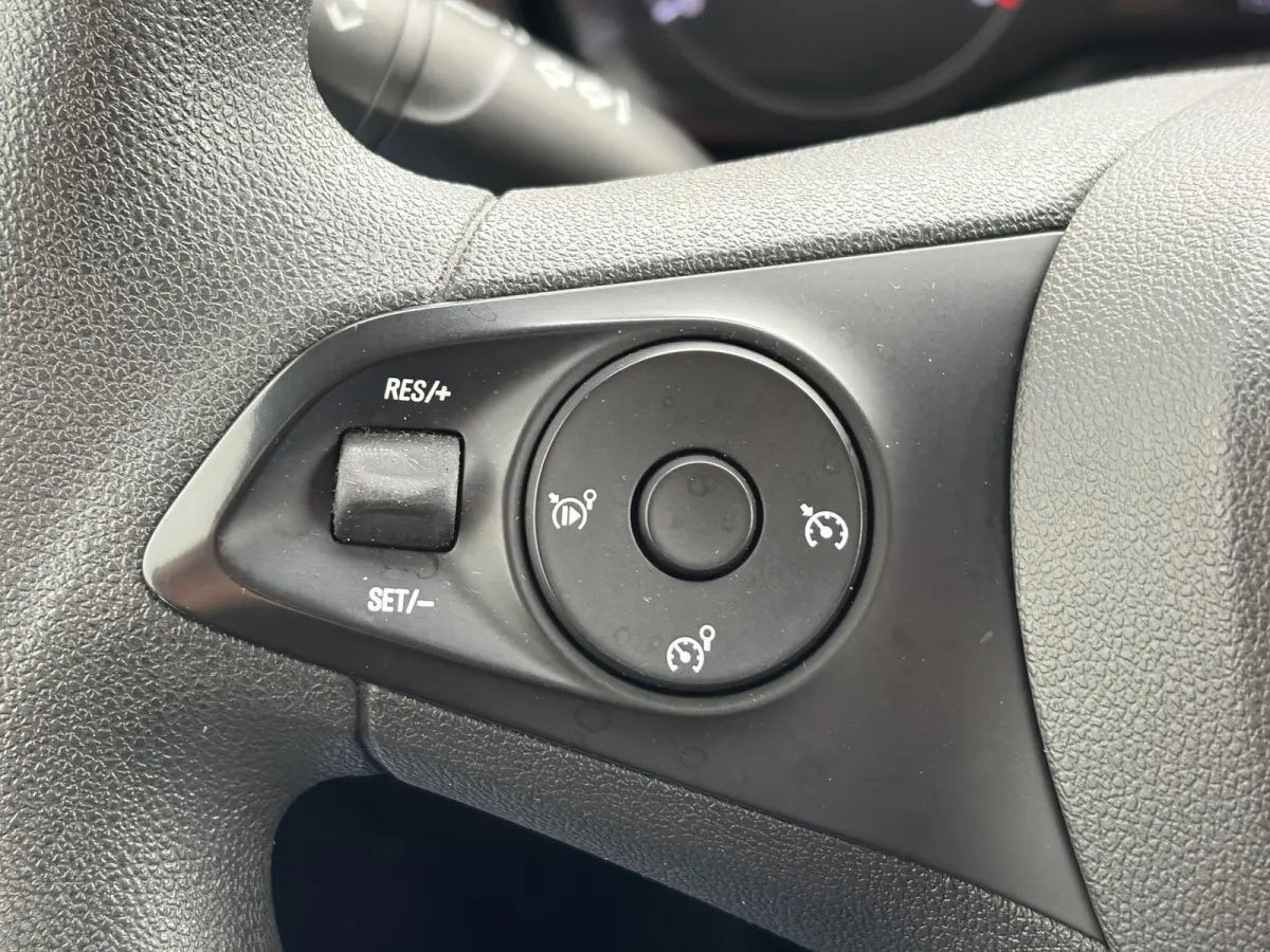 1.5D L2H1 Selection*A/C*CRUISE*TEL*PARKEERSENSOR*