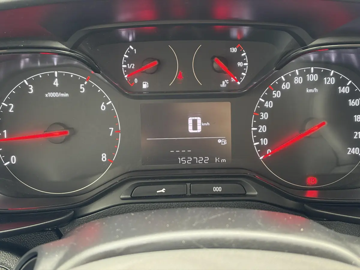 1.5D L2H1 Selection*A/C*CRUISE*TEL*PARKEERSENSOR*