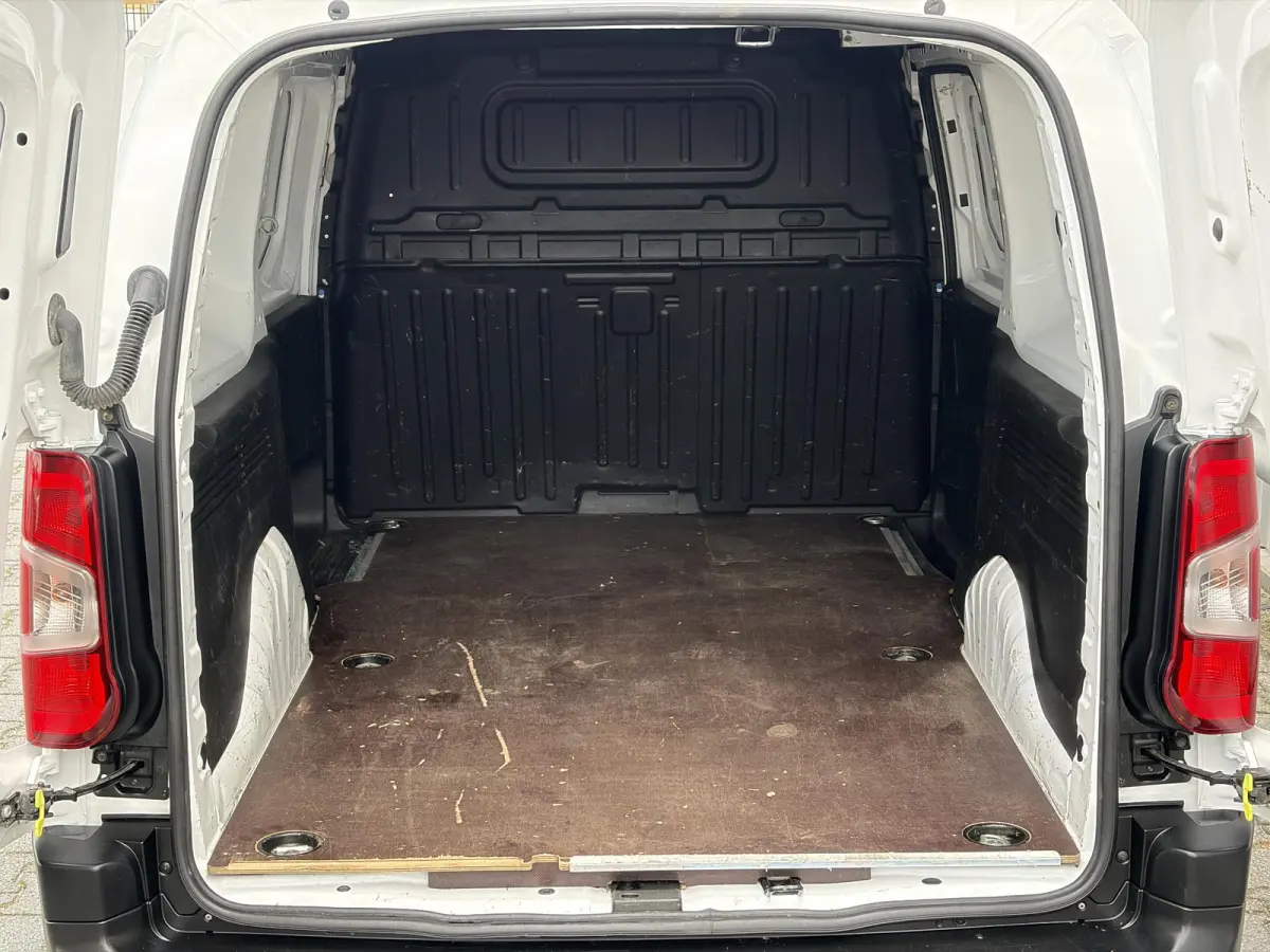 1.5D L2H1 Selection*A/C*CRUISE*TEL*PARKEERSENSOR*
