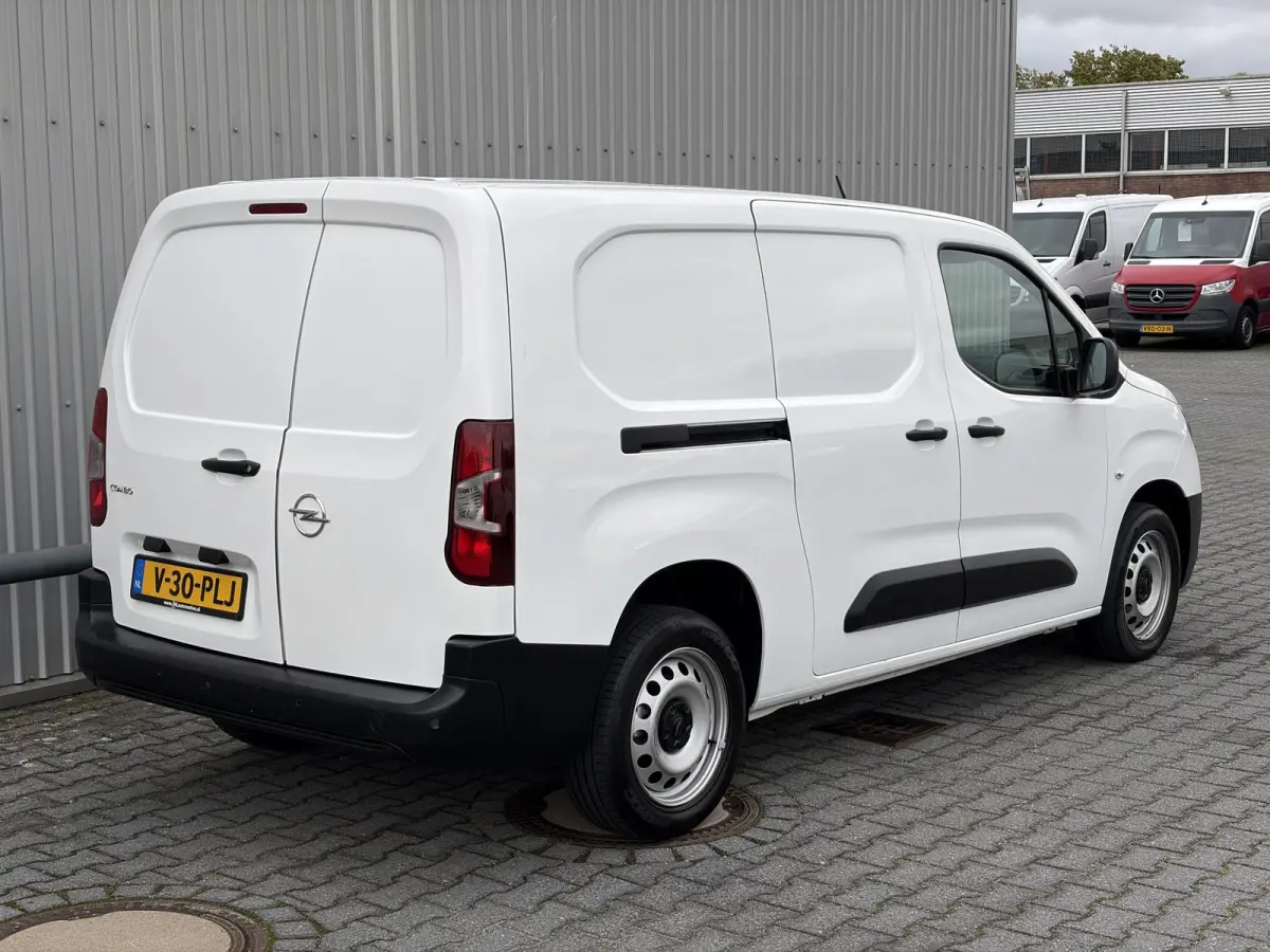 1.5D L2H1 Selection*A/C*CRUISE*TEL*PARKEERSENSOR*
