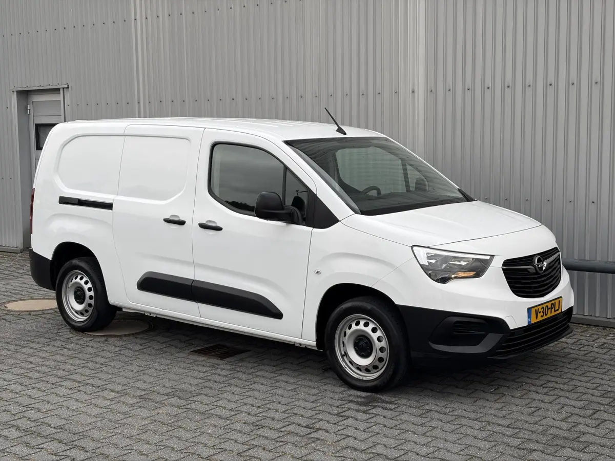 1.5D L2H1 Selection*A/C*CRUISE*TEL*PARKEERSENSOR*