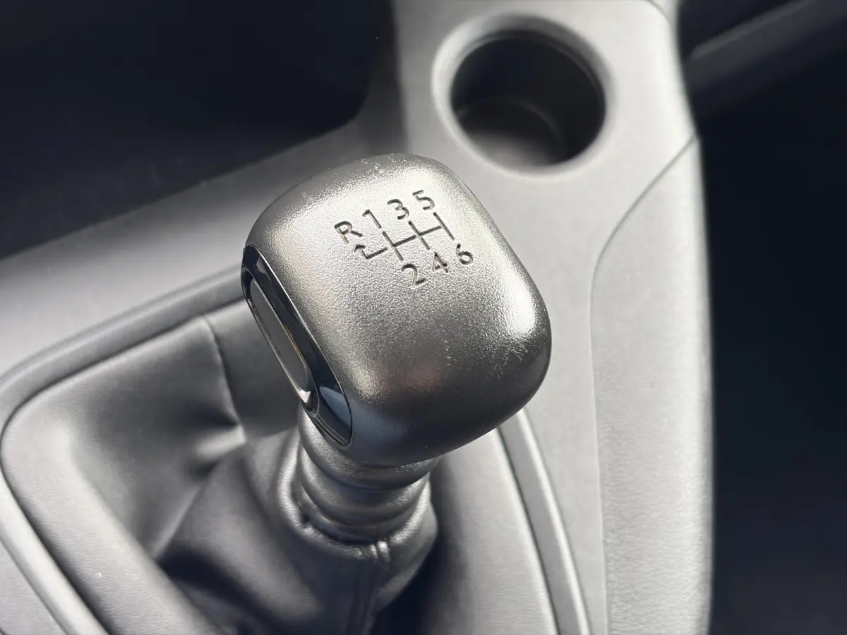 1.5D L2H1 Selection*A/C*CRUISE*TEL*PARKEERSENSOR*