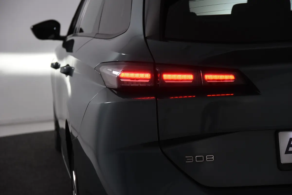 Allure 130 *1ste Eigenaar*Navigatie*Carplay*PDC*