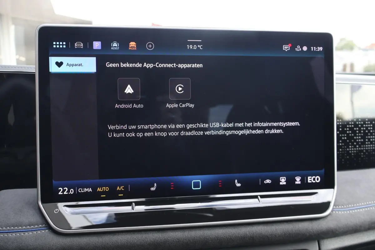 1.5 eHybrid 272pk R-Line | SoH 100% | Trekhaak | 360 Camera | Parkeersensoren