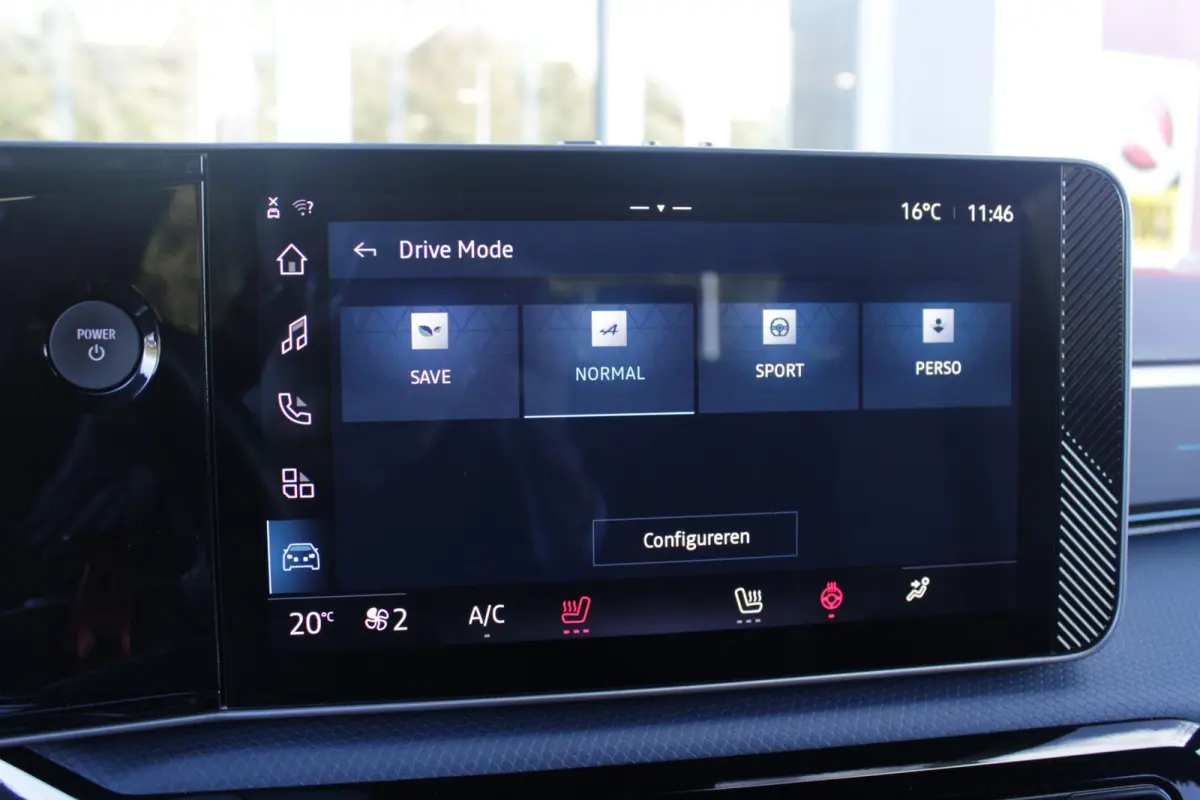 GTS 220PK 52 kWh | DEVIALET AUDIO SYSTEM | DRAADLOZE TELEFOONLADER | ELEKTRISCH VERWARMBAAR STUURWIEL | 19" LICHTMETALEN VELGEN "SNOWFLAKE" NOIR BRILLIANT | ALPINE LOGO OP ZIJSCHERMEN | BREM