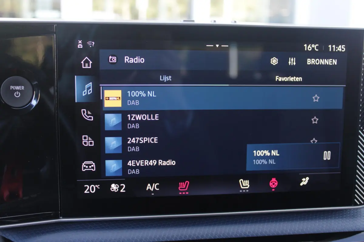 GTS 220PK 52 kWh | DEVIALET AUDIO SYSTEM | DRAADLOZE TELEFOONLADER | ELEKTRISCH VERWARMBAAR STUURWIEL | 19" LICHTMETALEN VELGEN "SNOWFLAKE" NOIR BRILLIANT | ALPINE LOGO OP ZIJSCHERMEN | BREM