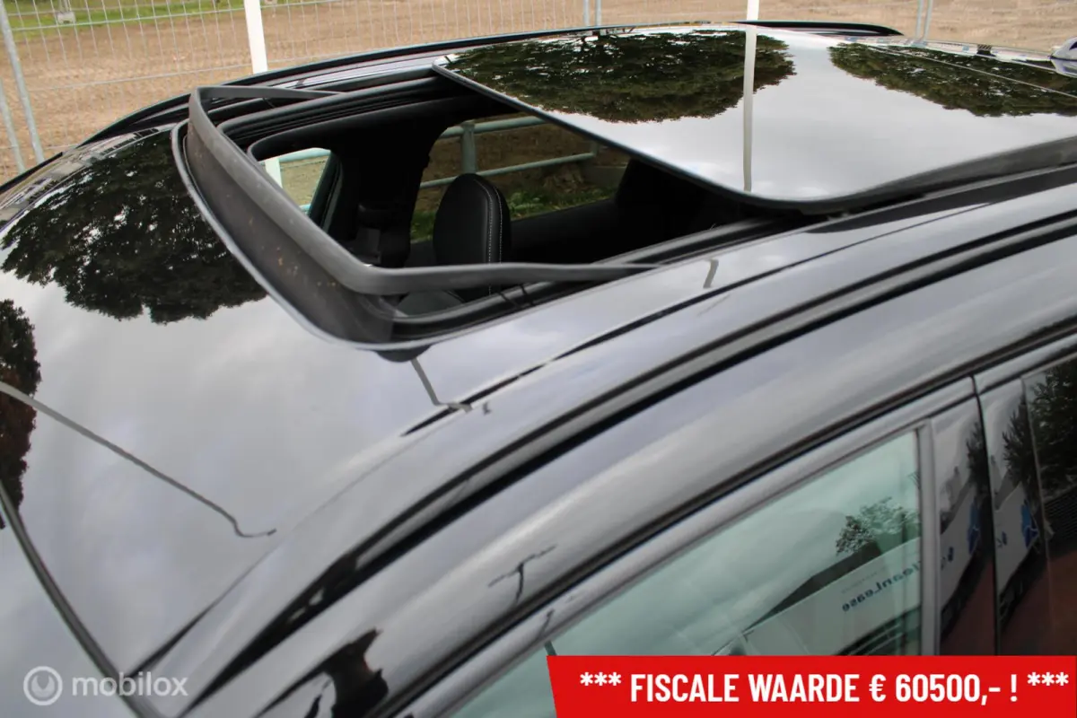 2.0 T6 Plug-in hybrid AWD Plus Black Edition, Panoramadak, 21 Inch LMV + Nieuwe banden, Stoel-stuuren achterbankverwarming, Trekhaak, Donker glas, Navi, App connect, Cruise, Clima