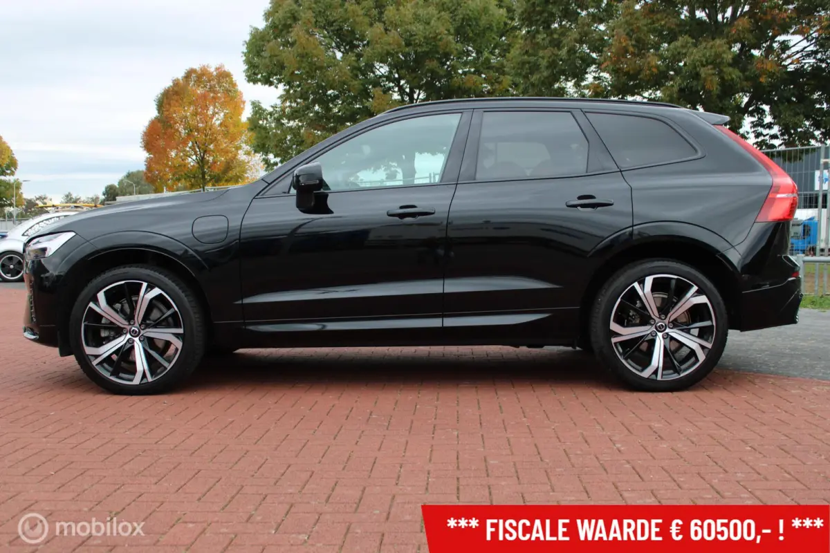 2.0 T6 Plug-in hybrid AWD Plus Black Edition, Panoramadak, 21 Inch LMV + Nieuwe banden, Stoel-stuuren achterbankverwarming, Trekhaak, Donker glas, Navi, App connect, Cruise, Clima