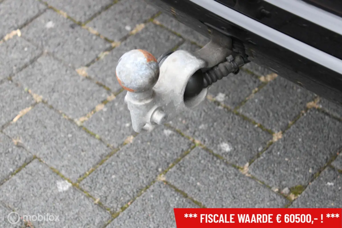 2.0 T6 Plug-in hybrid AWD Plus Black Edition, Panoramadak, 21 Inch LMV + Nieuwe banden, Stoel-stuuren achterbankverwarming, Trekhaak, Donker glas, Navi, App connect, Cruise, Clima
