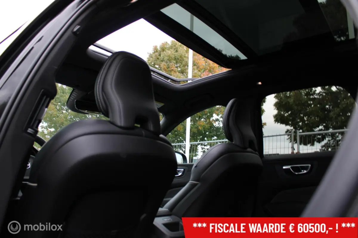 2.0 T6 Plug-in hybrid AWD Plus Black Edition, Panoramadak, 21 Inch LMV + Nieuwe banden, Stoel-stuuren achterbankverwarming, Trekhaak, Donker glas, Navi, App connect, Cruise, Clima