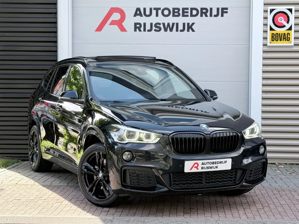 SDrive20i High Executive Pano/H&K/HuD/Leer