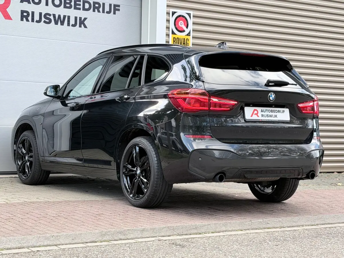 SDrive20i High Executive Pano/H&K/HuD/Leer