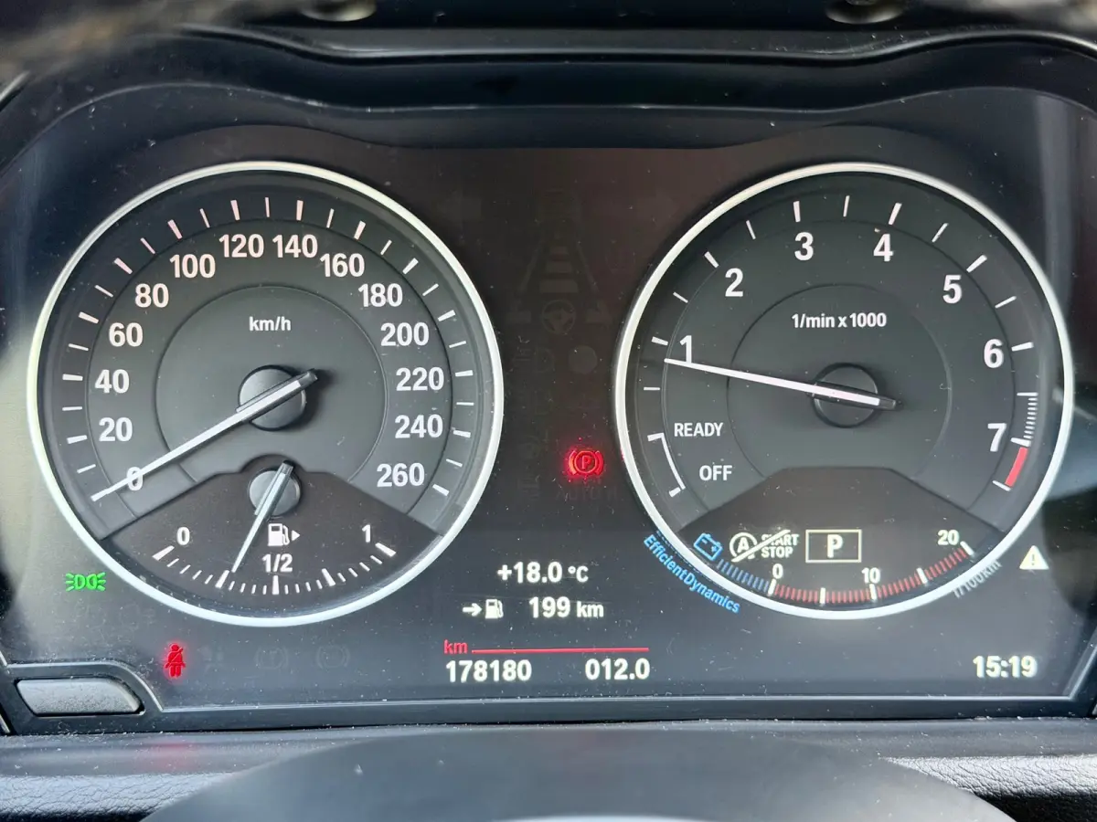 SDrive20i High Executive Pano/H&K/HuD/Leer