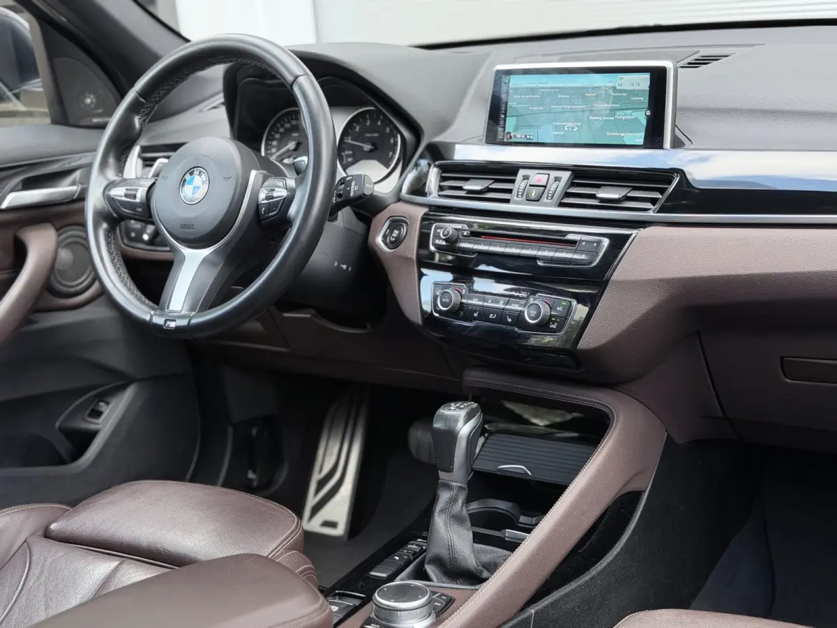 SDrive20i High Executive Pano/H&K/HuD/Leer