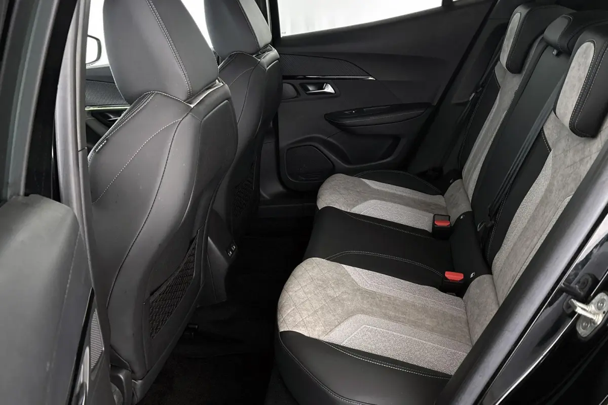 EV GT Pack 50 kWh Stoelverwarming Keyless Camera SOH 100%