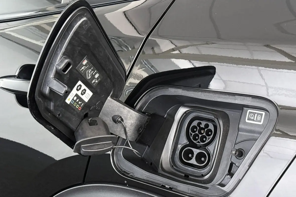 EV GT Pack 50 kWh Stoelverwarming Keyless Camera SOH 100%