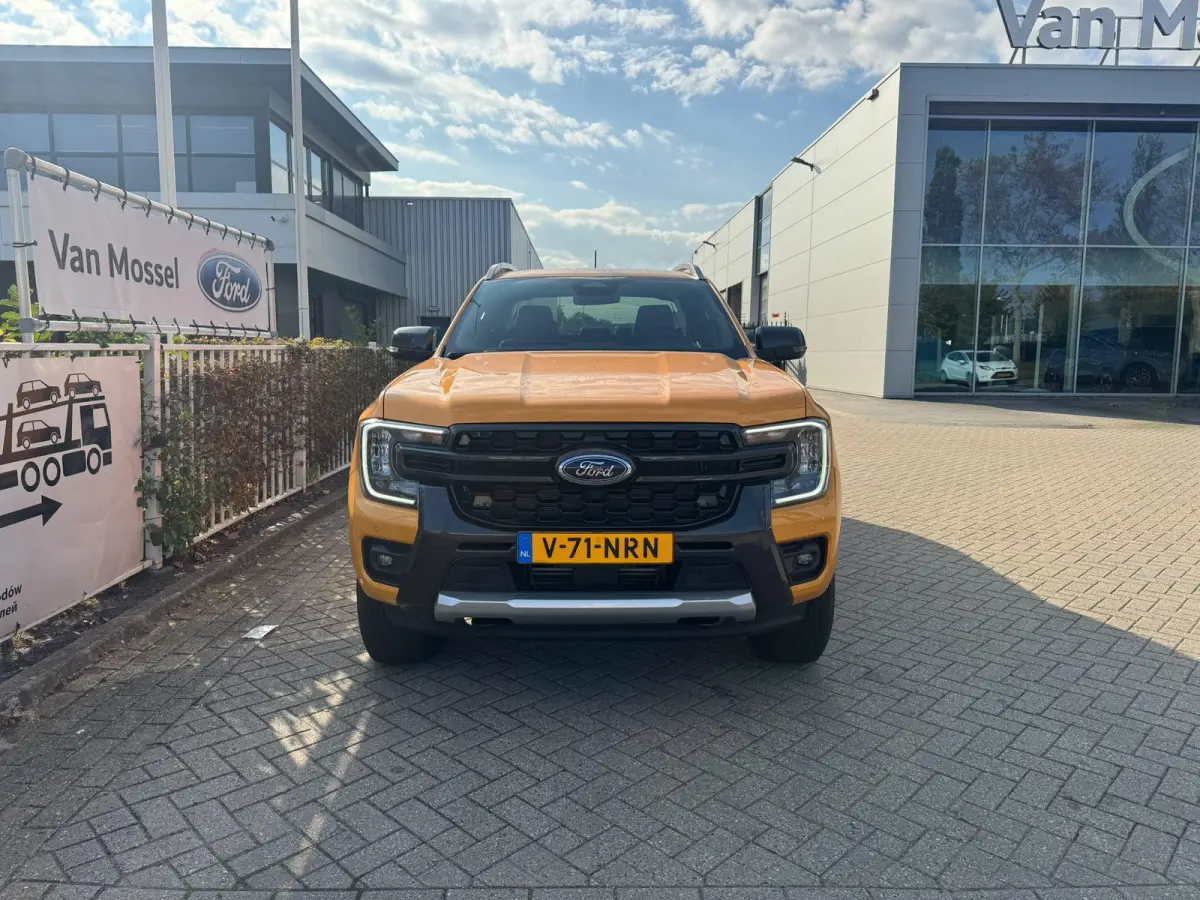 Plug in hybrid Wildtrak Double Cab 2.3 PHEV | DEMOvoertuig vraag naar beschikbaarheid | Trekhaak | Cargo Area Pack | 4-wiel aandrijving | 3500kg trekgewicht |