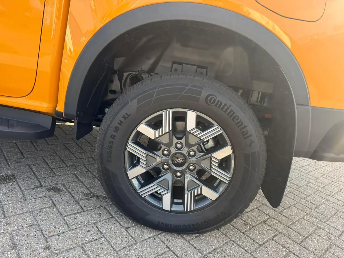 Plug in hybrid Wildtrak Double Cab 2.3 PHEV | DEMOvoertuig vraag naar beschikbaarheid | Trekhaak | Cargo Area Pack | 4-wiel aandrijving | 3500kg trekgewicht |