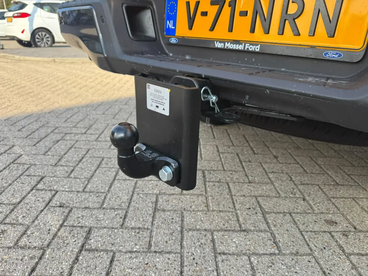 Plug in hybrid Wildtrak Double Cab 2.3 PHEV | DEMOvoertuig vraag naar beschikbaarheid | Trekhaak | Cargo Area Pack | 4-wiel aandrijving | 3500kg trekgewicht |