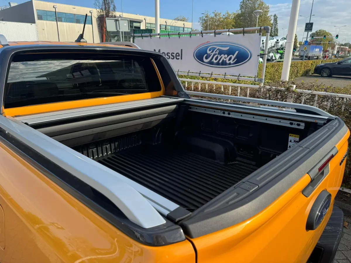 Plug in hybrid Wildtrak Double Cab 2.3 PHEV | DEMOvoertuig vraag naar beschikbaarheid | Trekhaak | Cargo Area Pack | 4-wiel aandrijving | 3500kg trekgewicht |