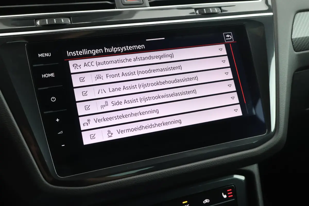 1.4 TSI 245pk eHybrid R-Line Business+ 360Camera Stoelverwarming Virtual Cockpit LED Navigatie