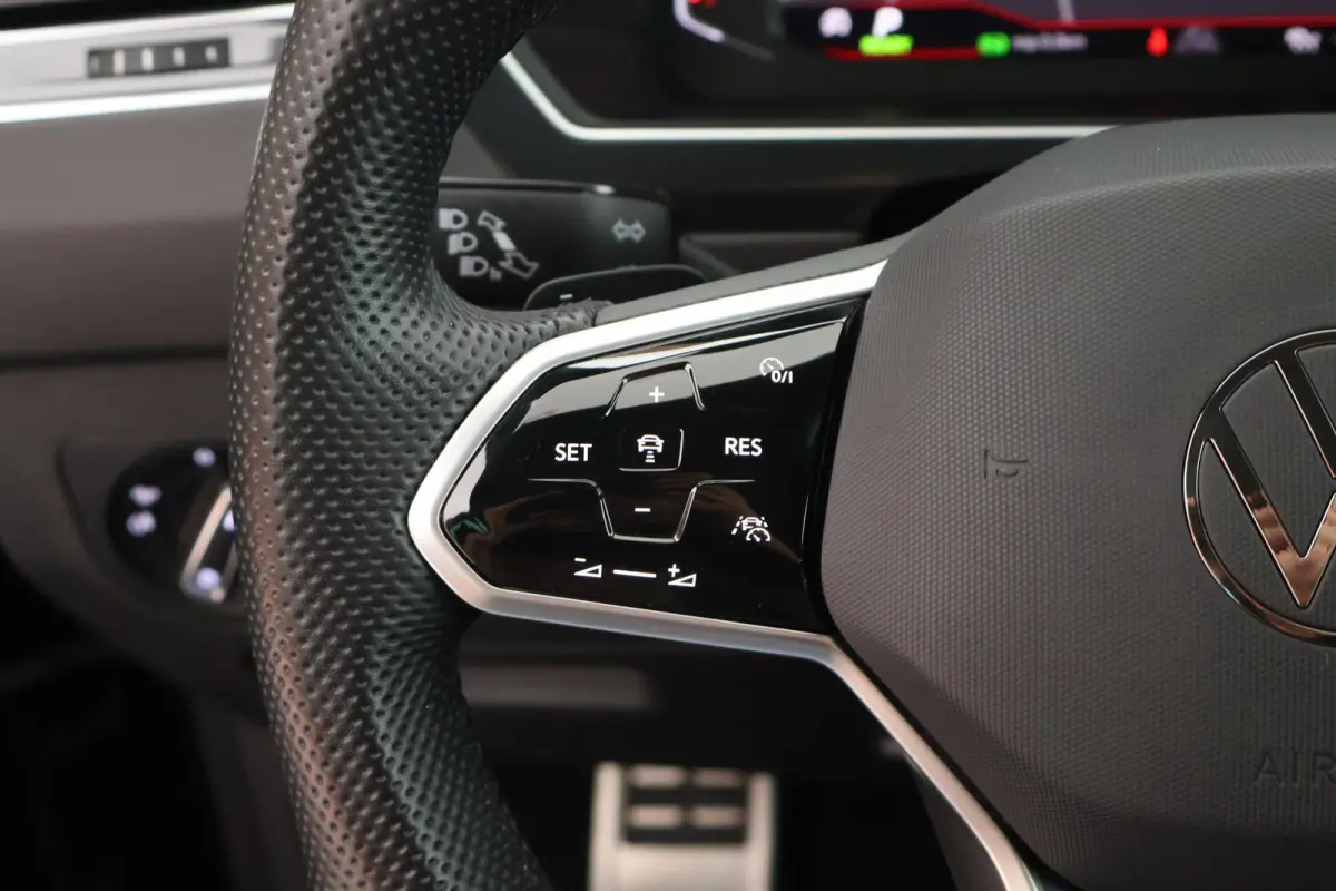 1.4 TSI 245pk eHybrid R-Line Business+ 360Camera Stoelverwarming Virtual Cockpit LED Navigatie